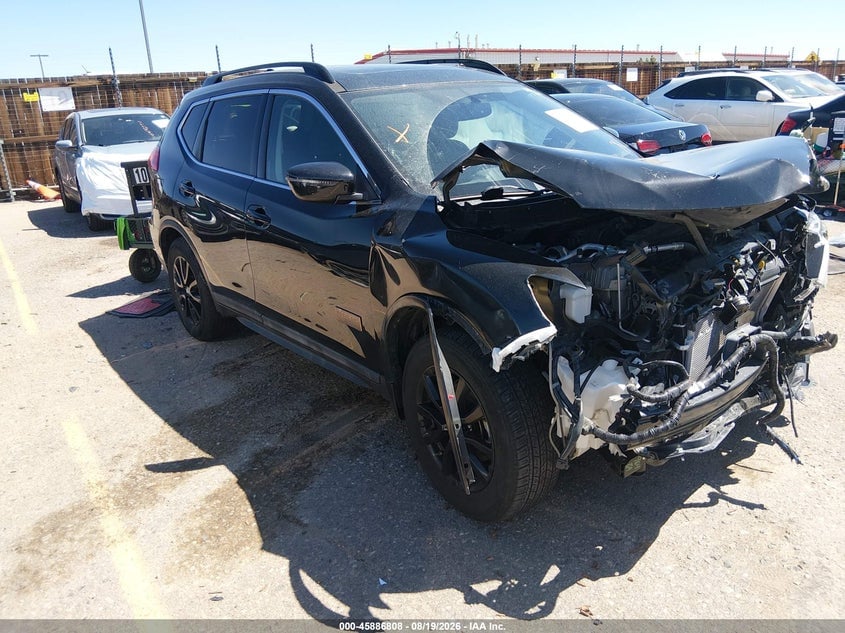 2017 NISSAN ROGUE SV | 5N1AT2MT7HC769242 | UPCARS