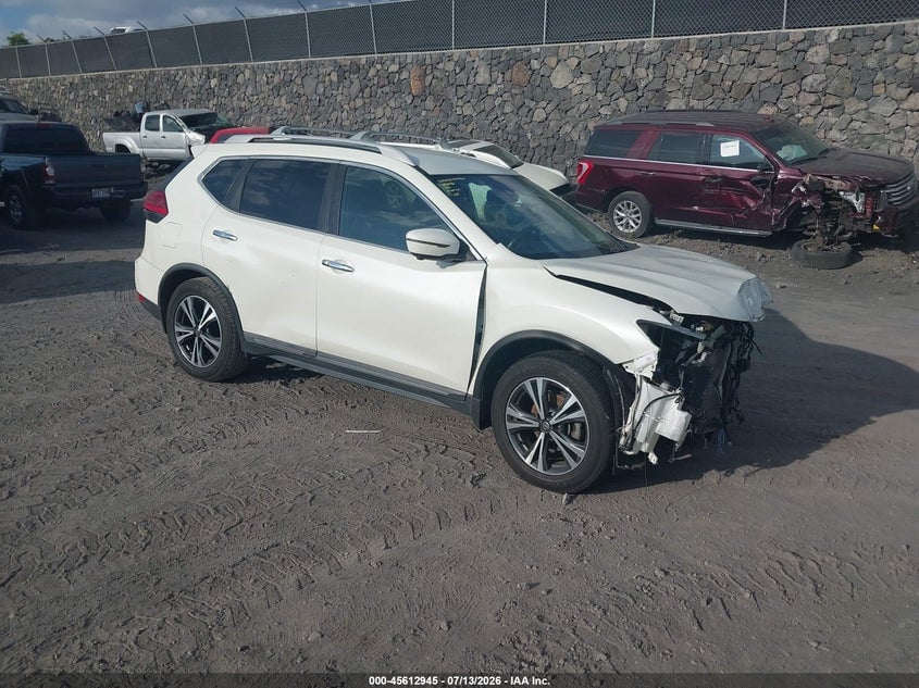 2017 NISSAN ROGUE SL | 5N1AT2MT3HC860976 | UPCARS