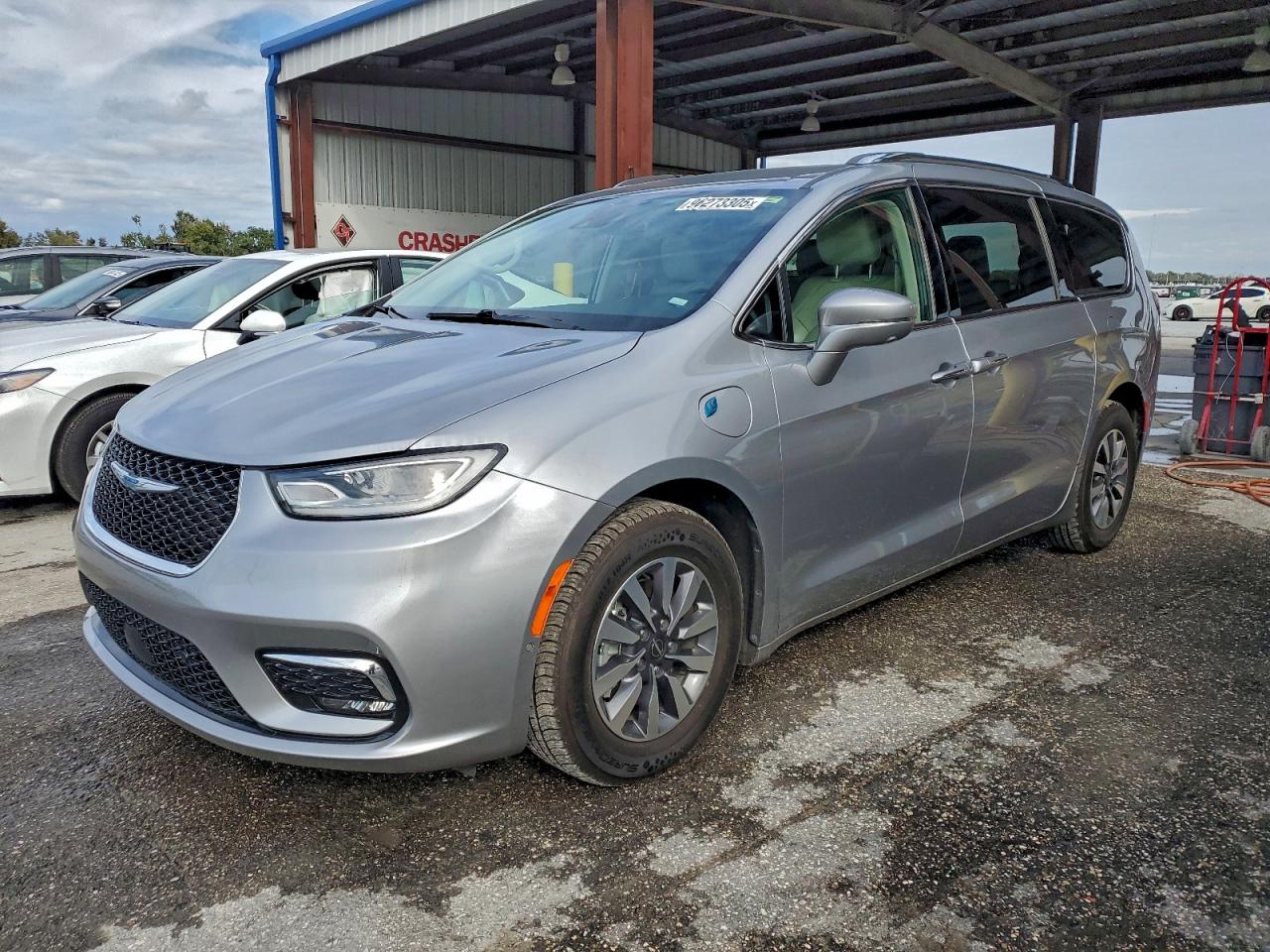 2021 CHRYSLER PACIFICA HYBRID TOURING L | 2C4RC1L73MR594317 | UPCARS