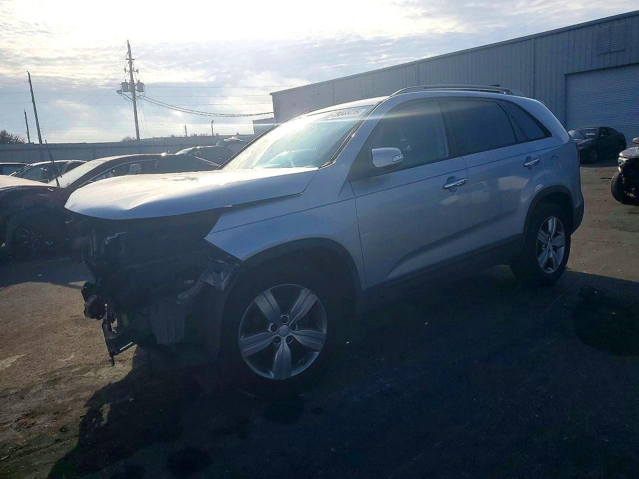 2013 KIA SORENTO EX | 5XYKU3A27DG357089 | UPCARS