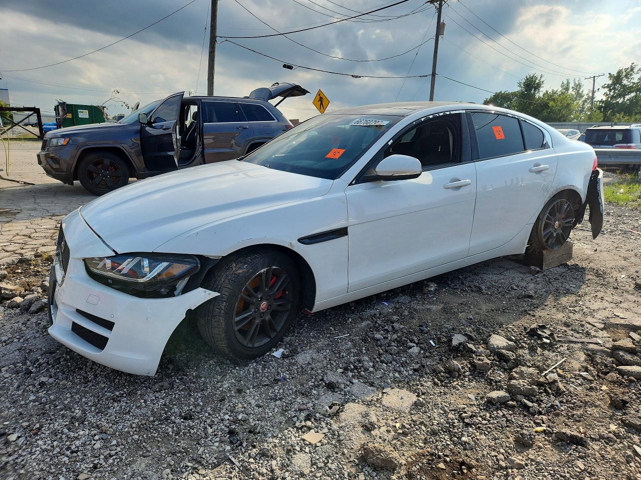 2017 JAGUAR XE PREMIUM | SAJAD4BG4HA964179 | UPCARS