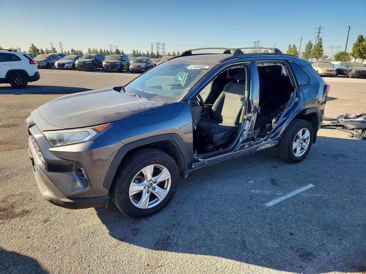 2019 TOYOTA RAV4 XLE | 2T3W1RFV2KC032012 | UPCARS