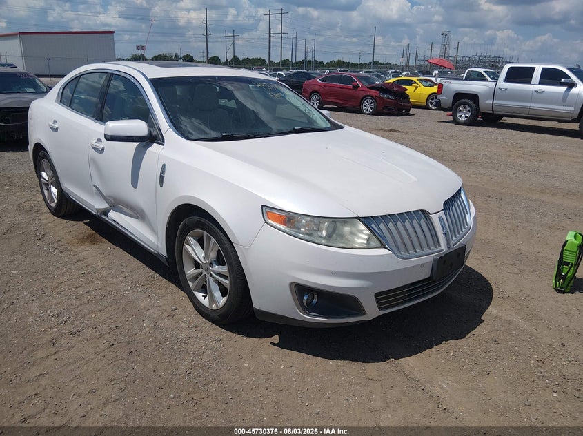 2011 LINCOLN MKS | 1LNHL9DR1BG607831 | UPCARS