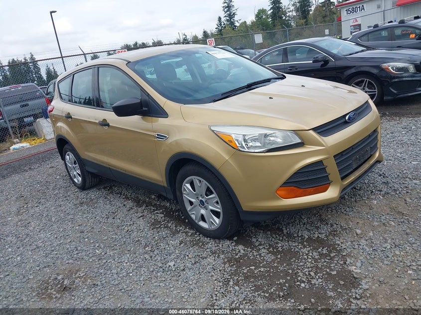 2015 FORD ESCAPE S | 1FMCU0F77FUA18188 | UPCARS