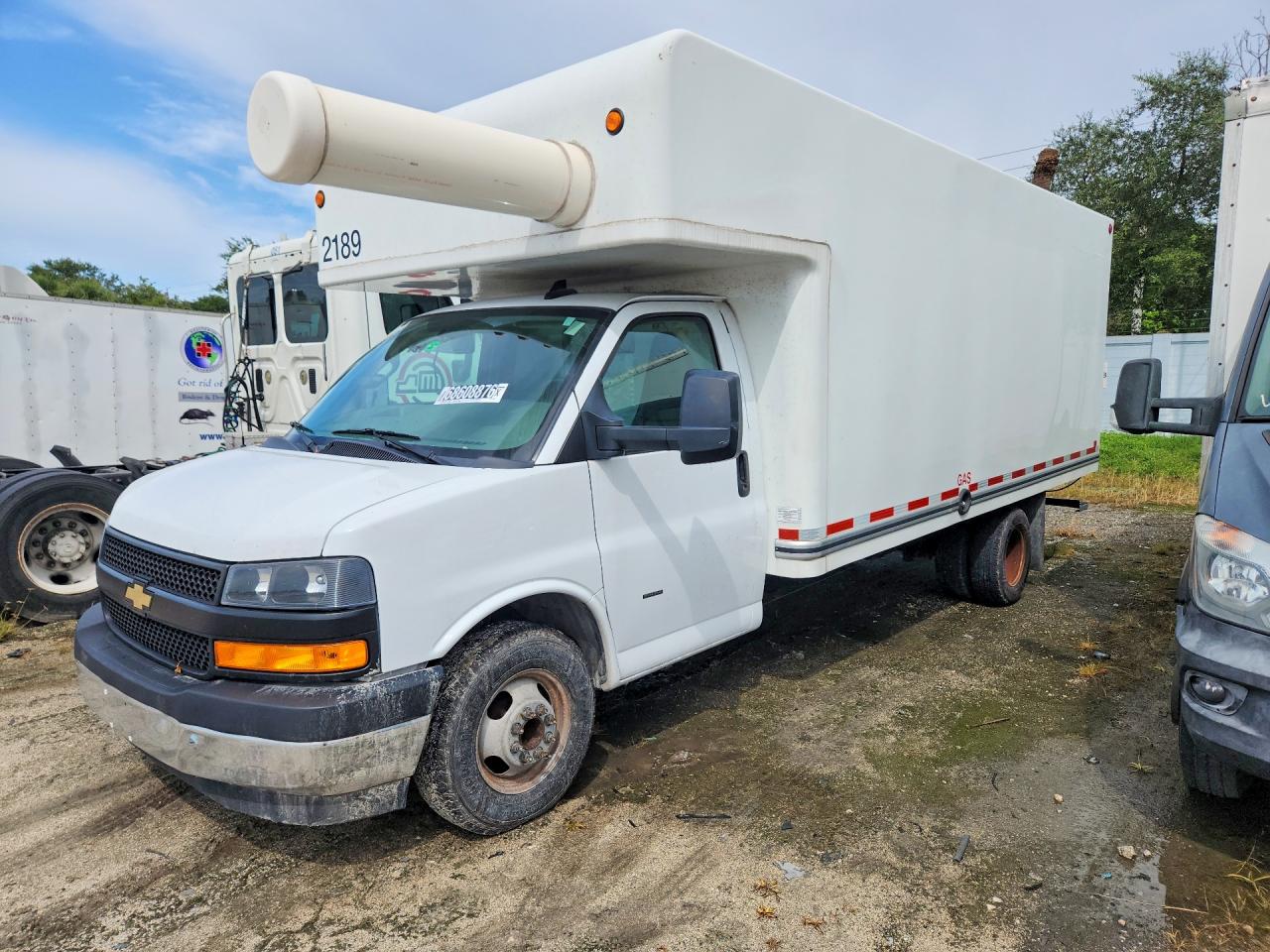 2021 CHEVROLET EXPRESS BOX TRUCK | 1HA3GTC7XMN011238 | UPCARS
