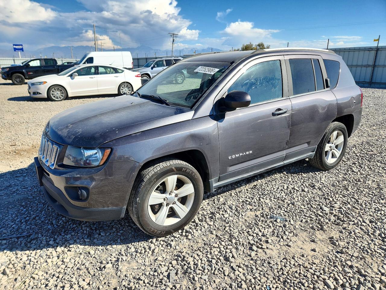 2017 JEEP COMPASS LATITUDE | 1C4NJDEBXHD105086 | UPCARS