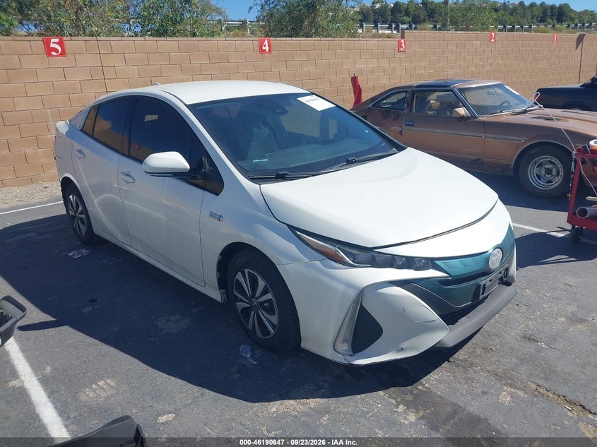 2018 TOYOTA PRIUS PRIME PLUS | JTDKARFP2J3088421 | UPCARS