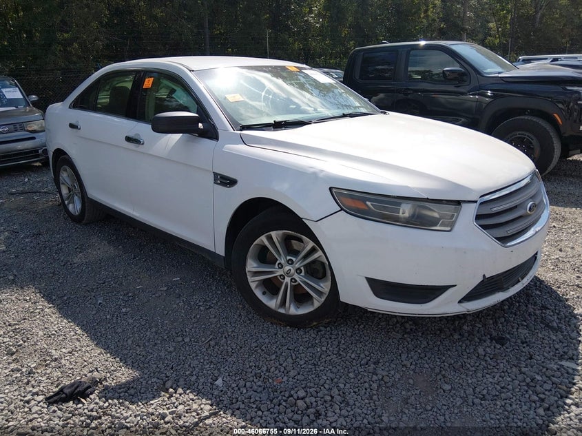 2015 FORD TAURU SE | 1FAHP2D88FG155198 | UPCARS