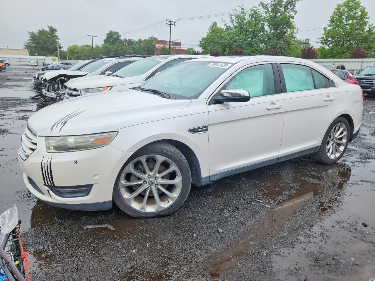 2013 FORD TAURUS LIMITED | 1FAHP2F84DG133287 | UPCARS