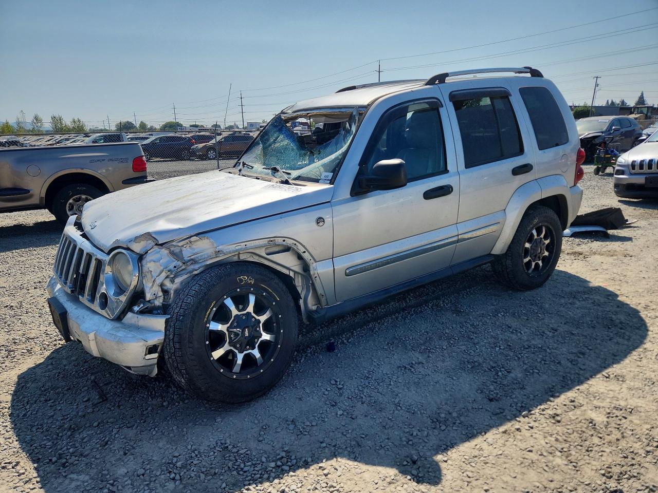 2005 JEEP LIBERTY LIMITED | 1J4GL58K65W563819 | UPCARS