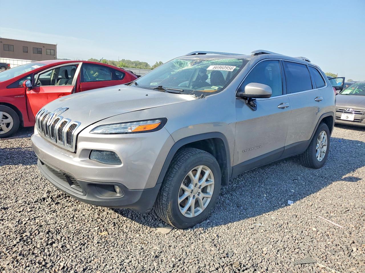 2015 JEEP CHEROKEE LATITUDE | 1C4PJMCS8FW626546 | UPCARS