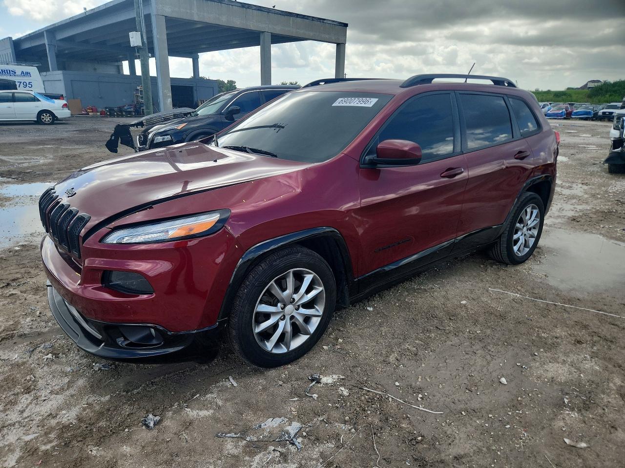 2018 JEEP CHEROKEE LATITUDE | 1C4PJLCB2JD604394 | UPCARS