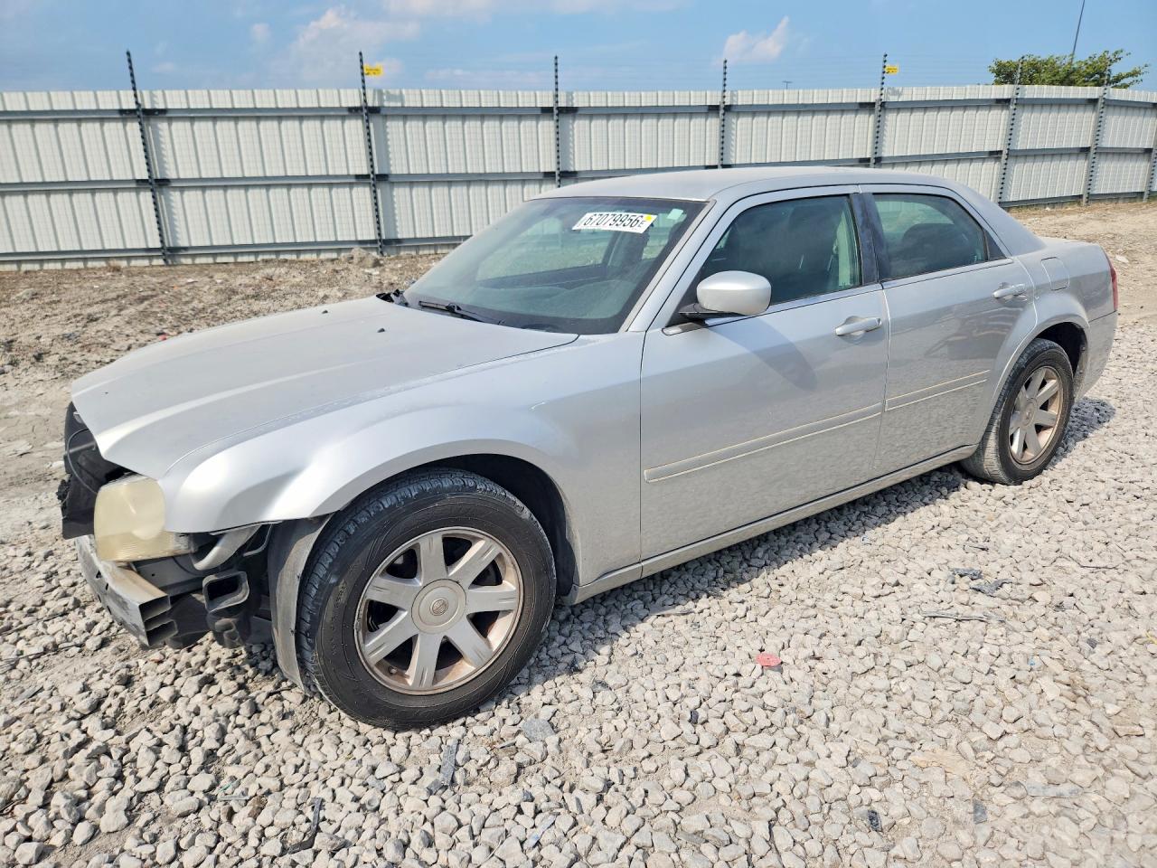 2005 CHRYSLER 300 TOURING | 2C3JA53G55H540717 | UPCARS