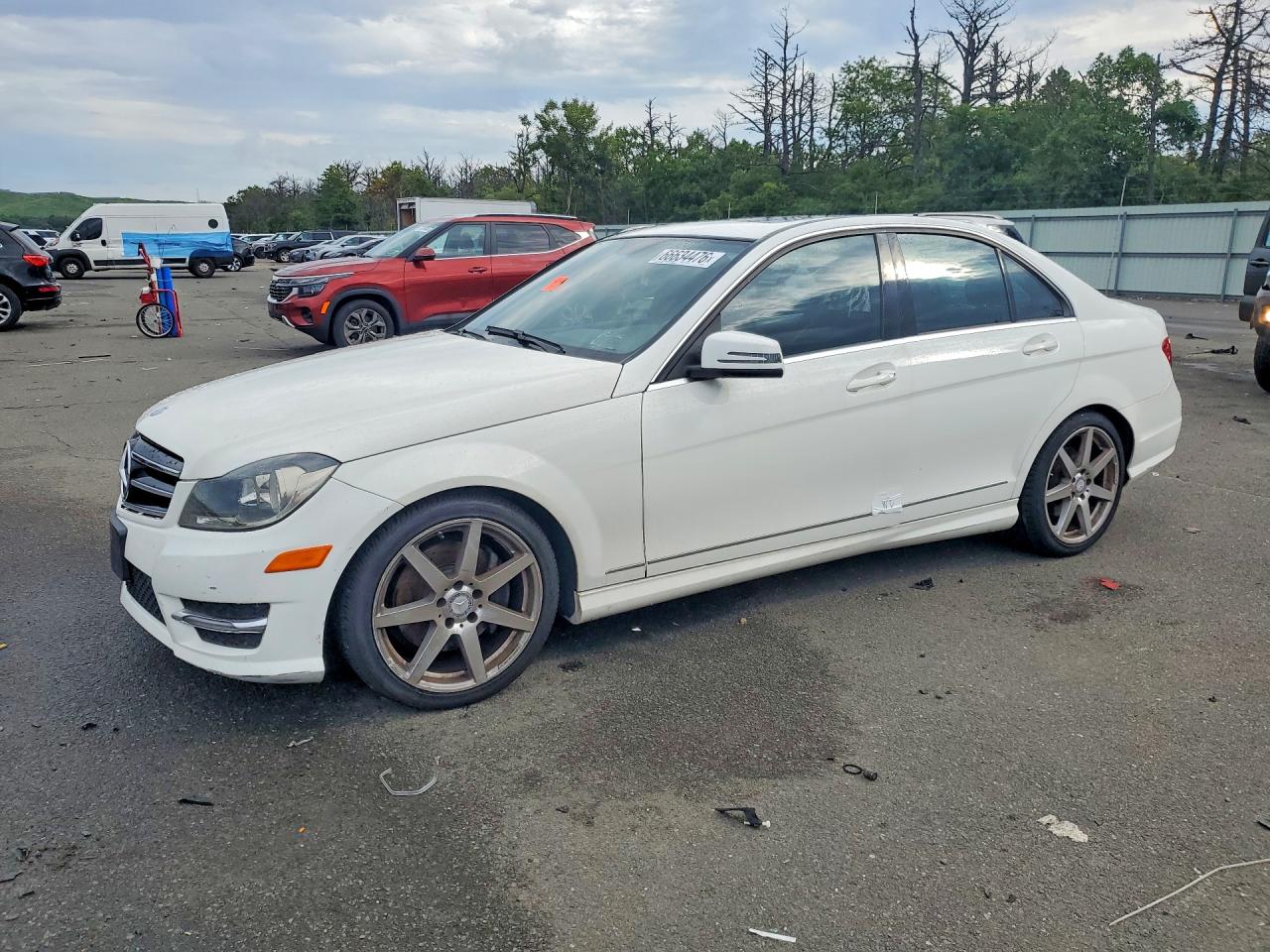 2014 MERCEDES-BENZ C-CLASS 300 4MATIC | WDDGF8ABXEG244982 | UPCARS