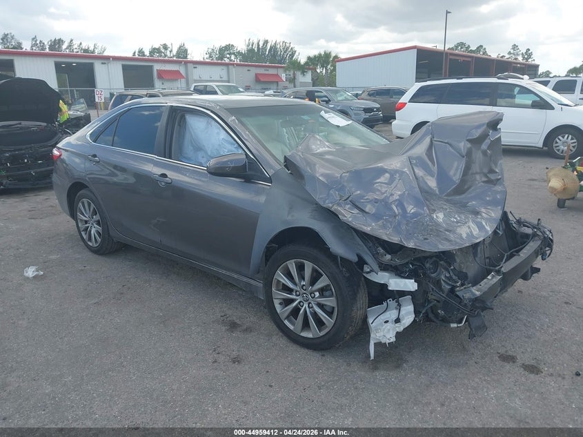 2015 TOYOTA CAMRY XLE | 4T1BF1FK5FU009831 | UPCARS
