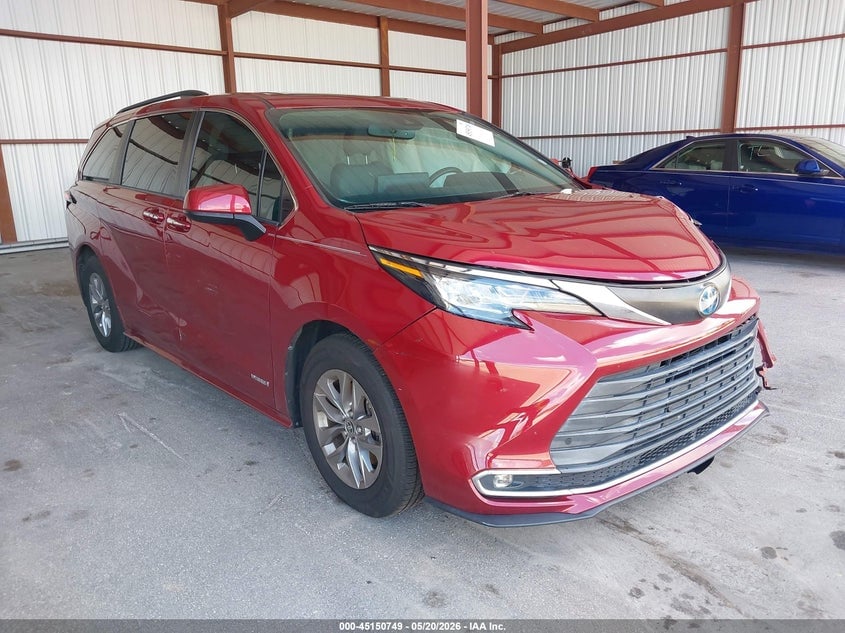 2021 TOYOTA SIENNA XLE | 5TDYRKEC1MS027282 | UPCARS
