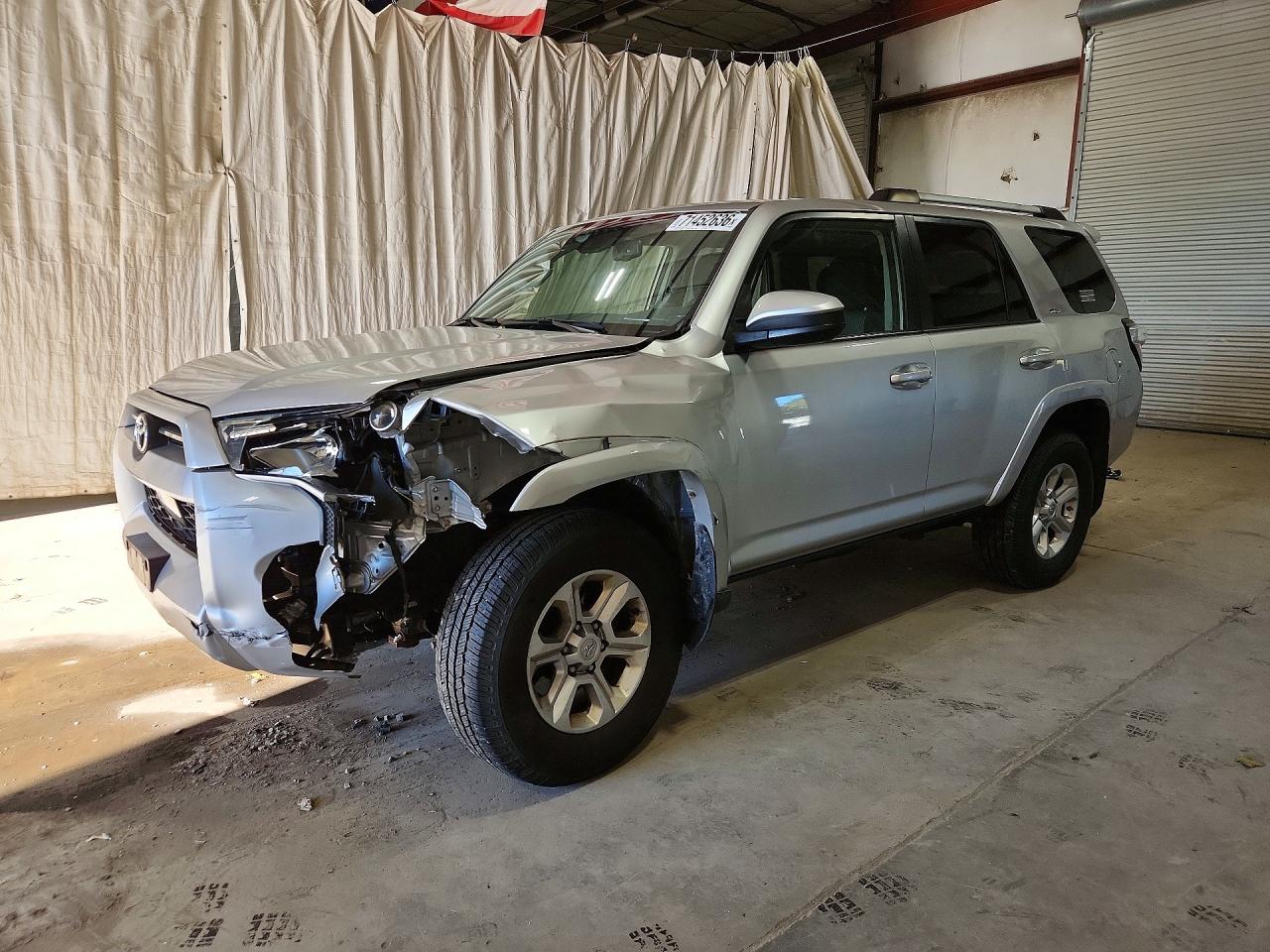 2020 TOYOTA 4RUNNER SR5 | JTEBU5JR5L5753596 | UPCARS