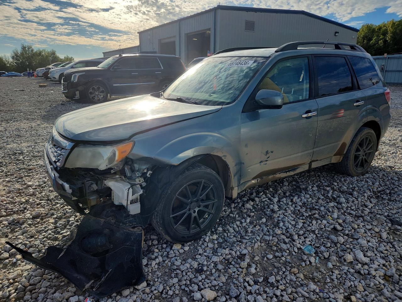 2011 SUBARU FORESTER 2.5X PREMIUM | JF2SHBDC5BH739128 | UPCARS