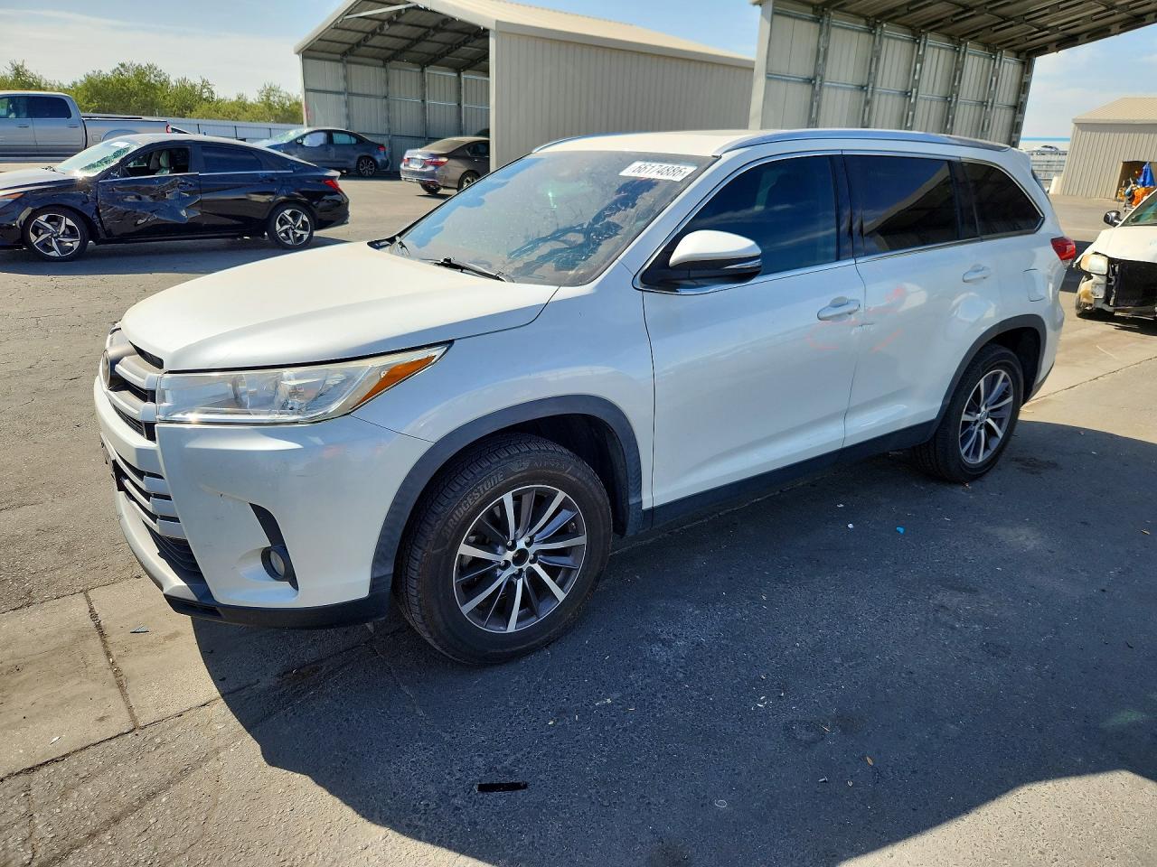 2019 TOYOTA HIGHLANDER XLE | 5TDKZRFH1KS345666 | UPCARS