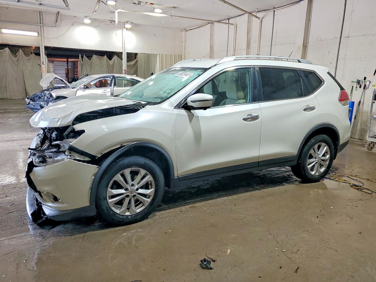 2016 NISSAN ROGUE SV | KNMAT2MV9GP675795 | UPCARS