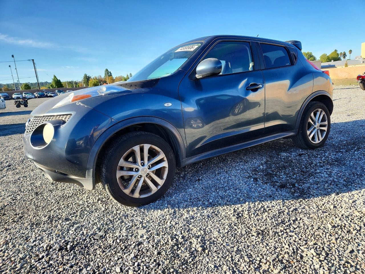 2011 NISSAN JUKE S | JN8AF5MR3BT005398 | UPCARS