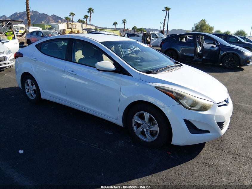 2015 HYUNDAI ELANTRA SE | 5NPDH4AE0FH618488 | UPCARS