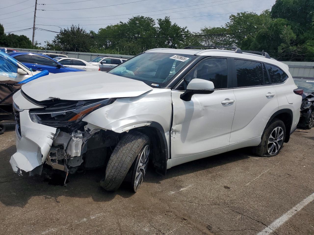 2024 TOYOTA HIGHLANDER XLE | 5TDKDRBH6RS565450 | UPCARS