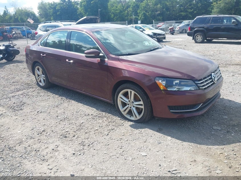 2014 VOLKSWAGEN PASSAT 2.0L TDI SE | 1VWBN7A39EC093910 | UPCARS