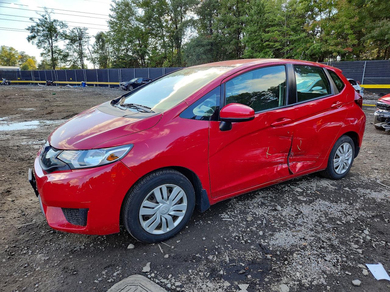 2015 HONDA FIT LX | 3HGGK5H54FM737294 | UPCARS