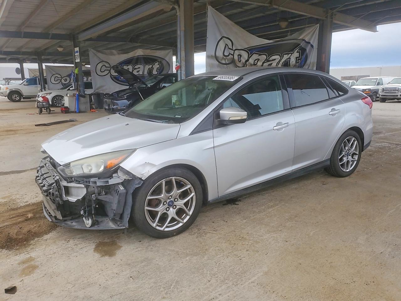 2015 FORD FOCU SE | 1FADP3F27FL221941 | UPCARS