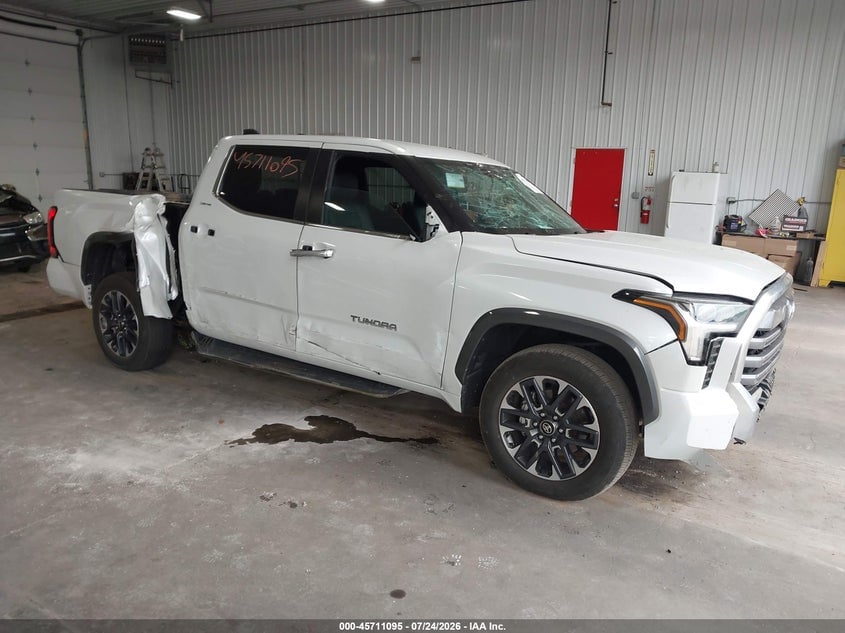 2025 TOYOTA TUNDRA LIMITED | 5TFJA5DB1SX303230 | UPCARS