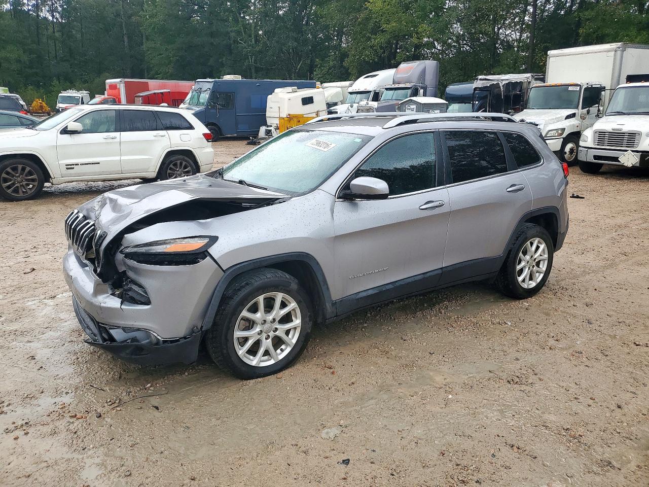 2018 JEEP CHEROKEE LATITUDE PLUS | 1C4PJLLB2JD540227 | UPCARS