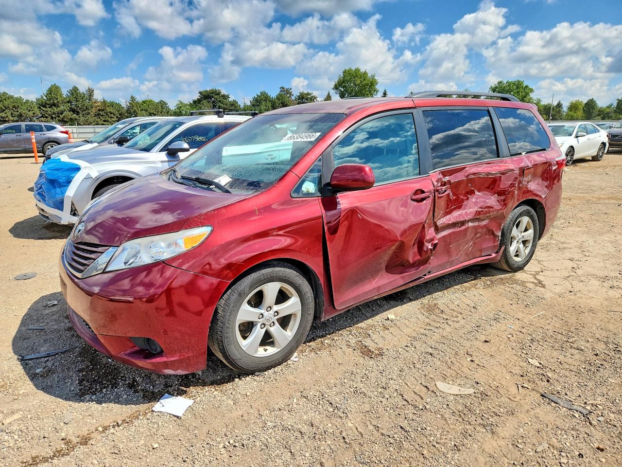 2015 TOYOTA SIENNA LE | 5TDKK3DC9FS656874 | UPCARS