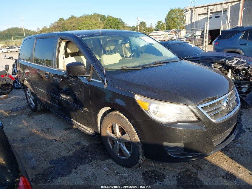 2010 VOLKSWAGEN ROUTAN SE | 2V4RW3D13AR167251 | UPCARS