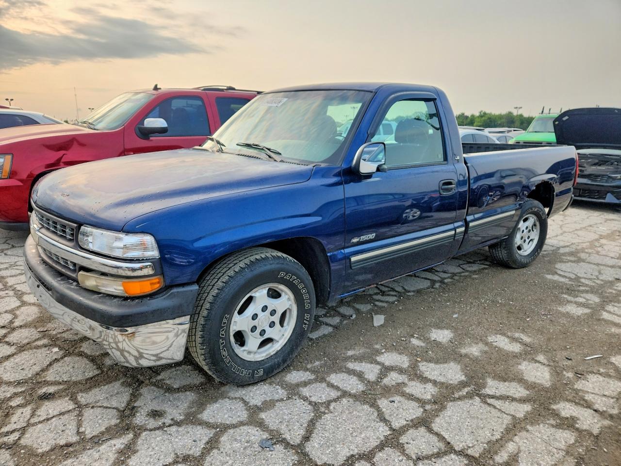 2000 CHEVROLET SILVERADO C1500 | 1GCEC14T9YE381448 | UPCARS