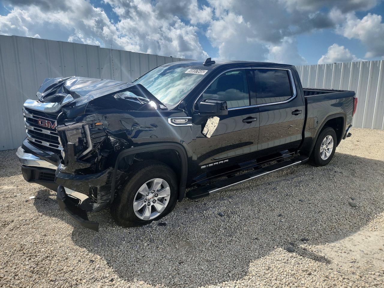 2026 GMC SIERRA C1500 SLE | 1GTPHBEK8TZ261762 | UPCARS