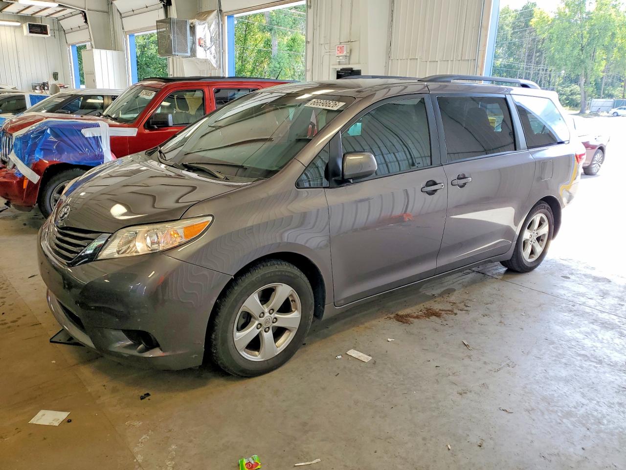 2015 TOYOTA SIENNA LE | 5TDKK3DC6FS643872 | UPCARS