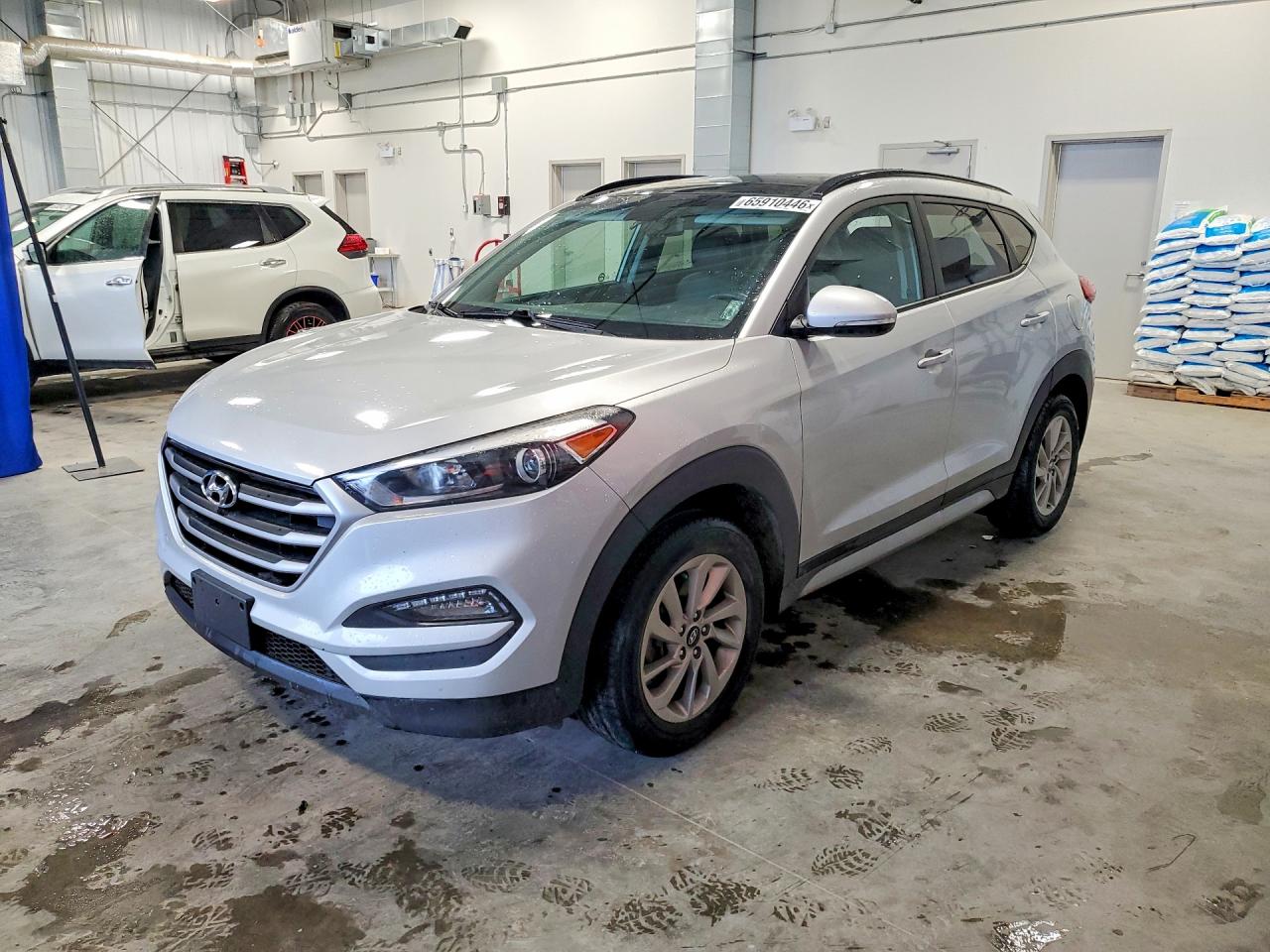 2017 HYUNDAI TUCSON SE | KM8J3CA40HU256007 | UPCARS