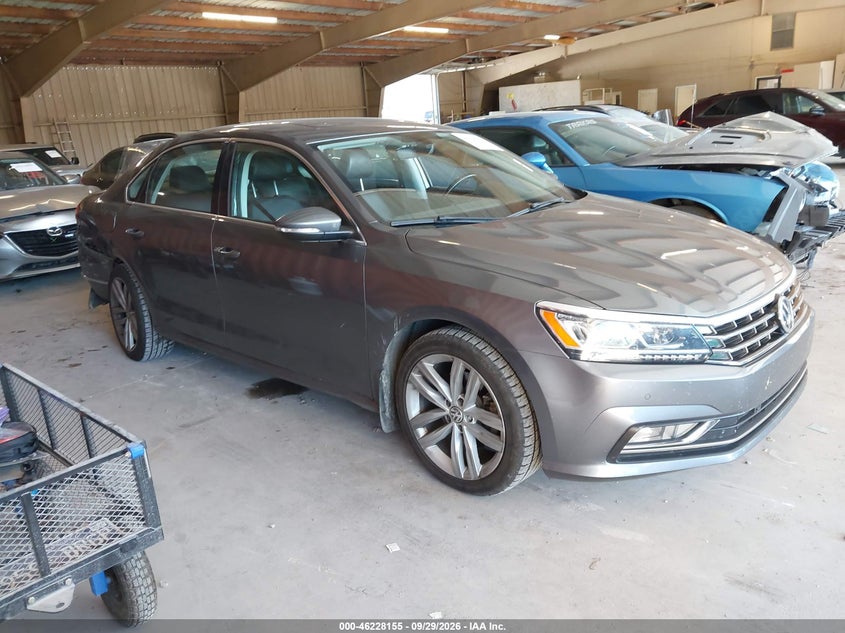 2018 VOLKSWAGEN PASSAT 2.0T SE | 1VWBA7A38JC023255 | UPCARS