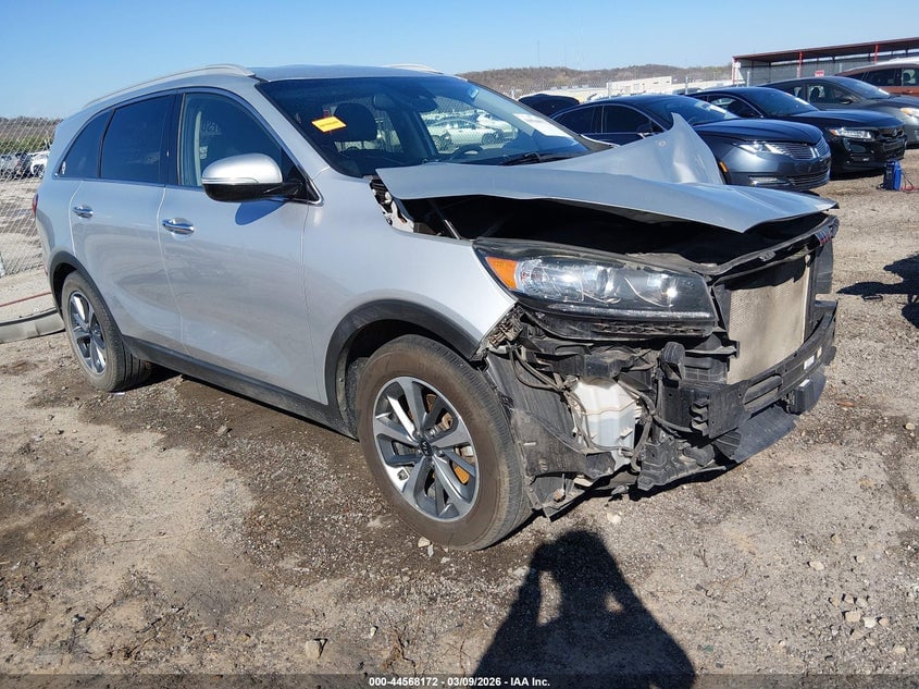 2019 KIA SORENTO 3.3L EX | 5XYPH4A53KG463157 | UPCARS