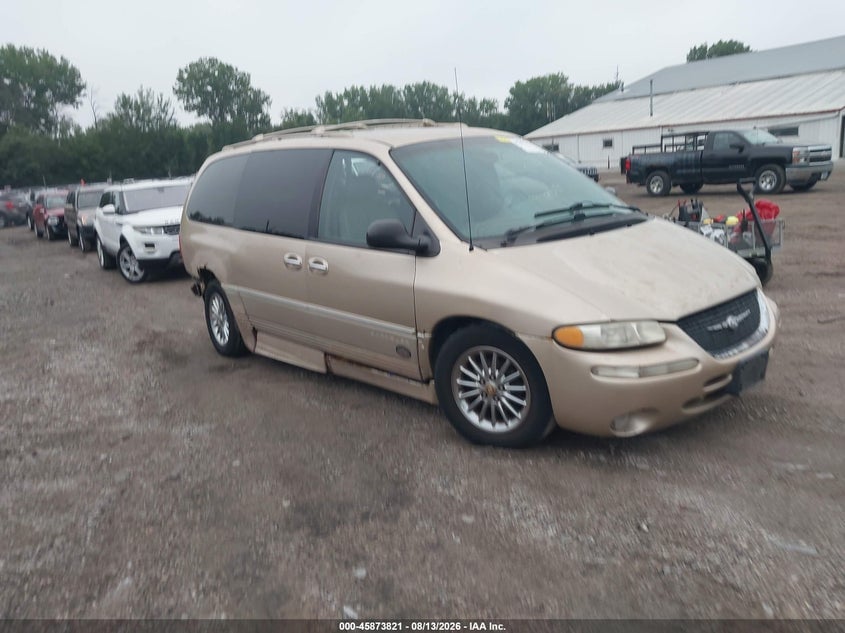2000 CHRYSLER TOWN & COUNTRY LIMITED | 1C4GP64L3YB709247 | UPCARS