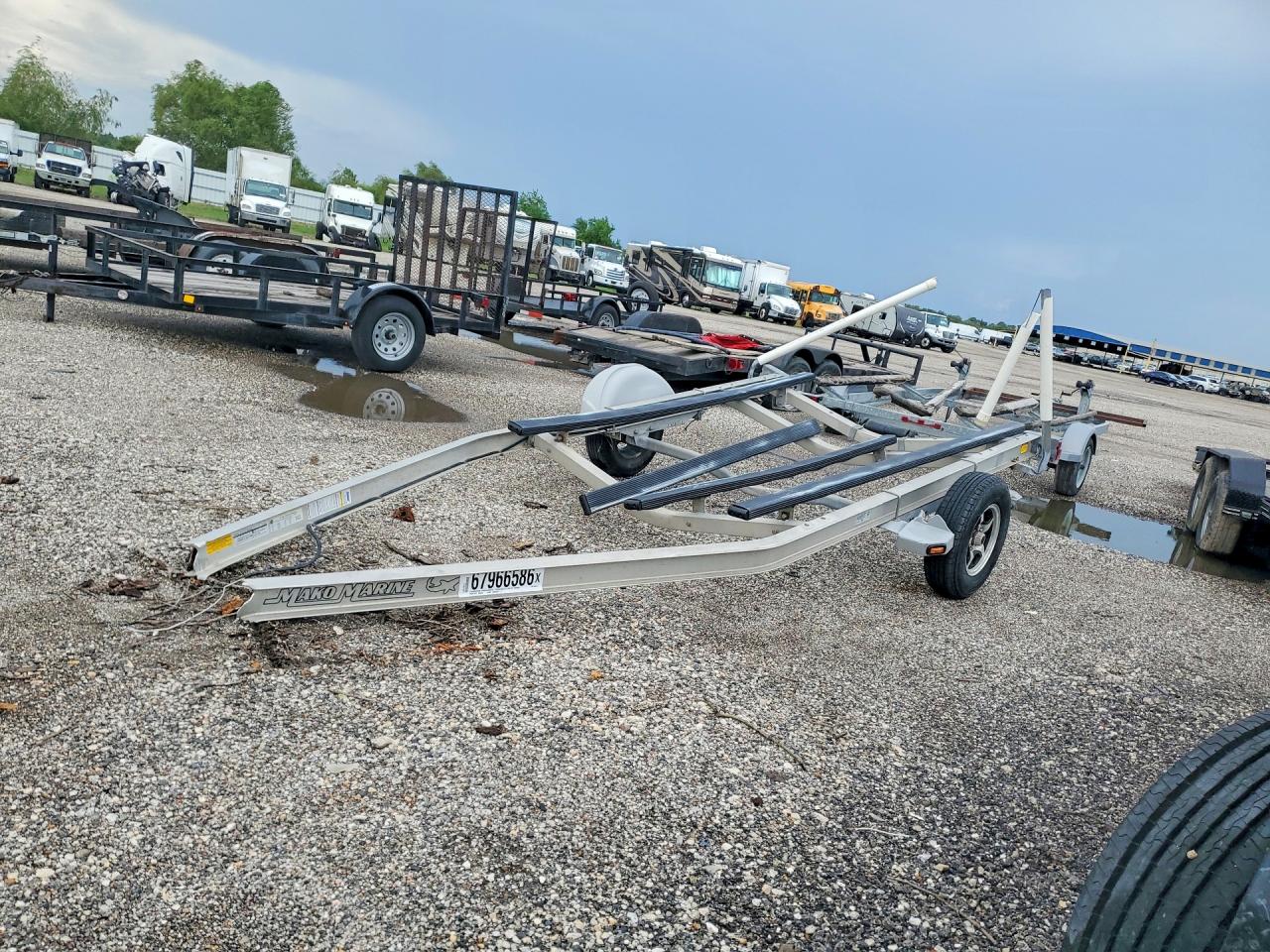 2010 EZLO TRAILER EZ LOADER BOAT | 1ZEVAANA4AA001719 | UPCARS