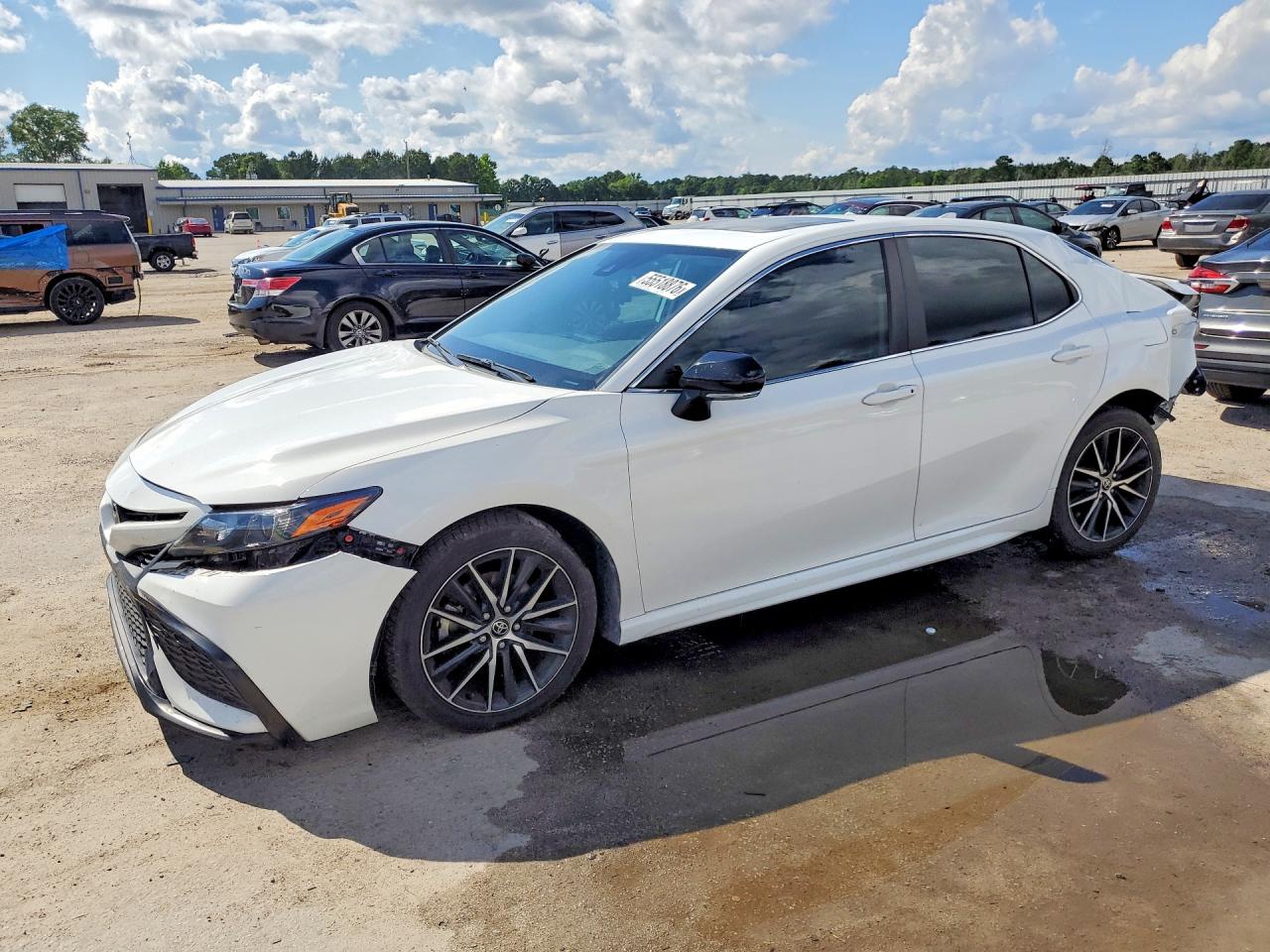 2021 TOYOTA CAMRY SE | 4T1T11AK9MU497768 | UPCARS