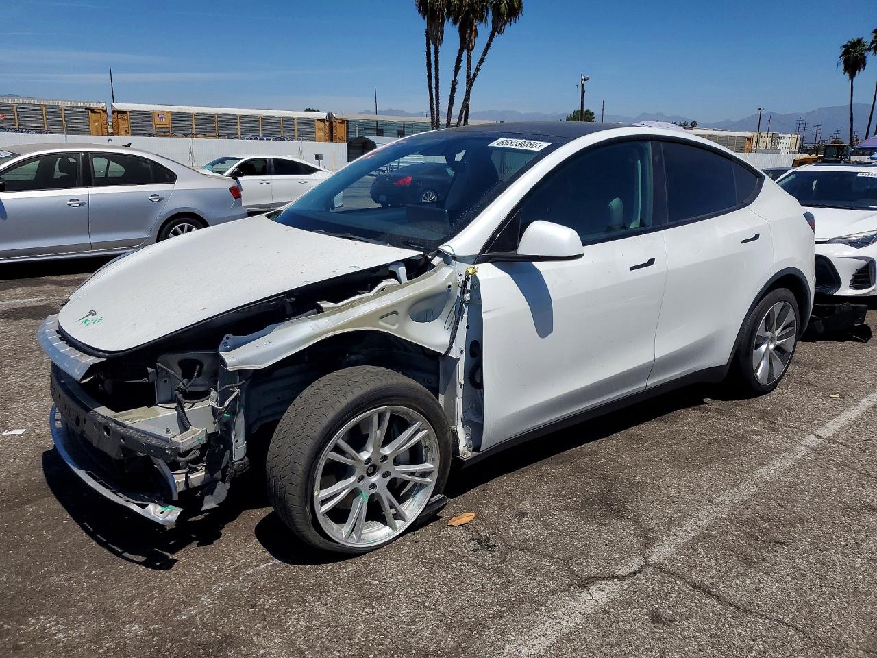 2022 TESLA MODEL Y | 7SAYGDEE4NF556382 | UPCARS