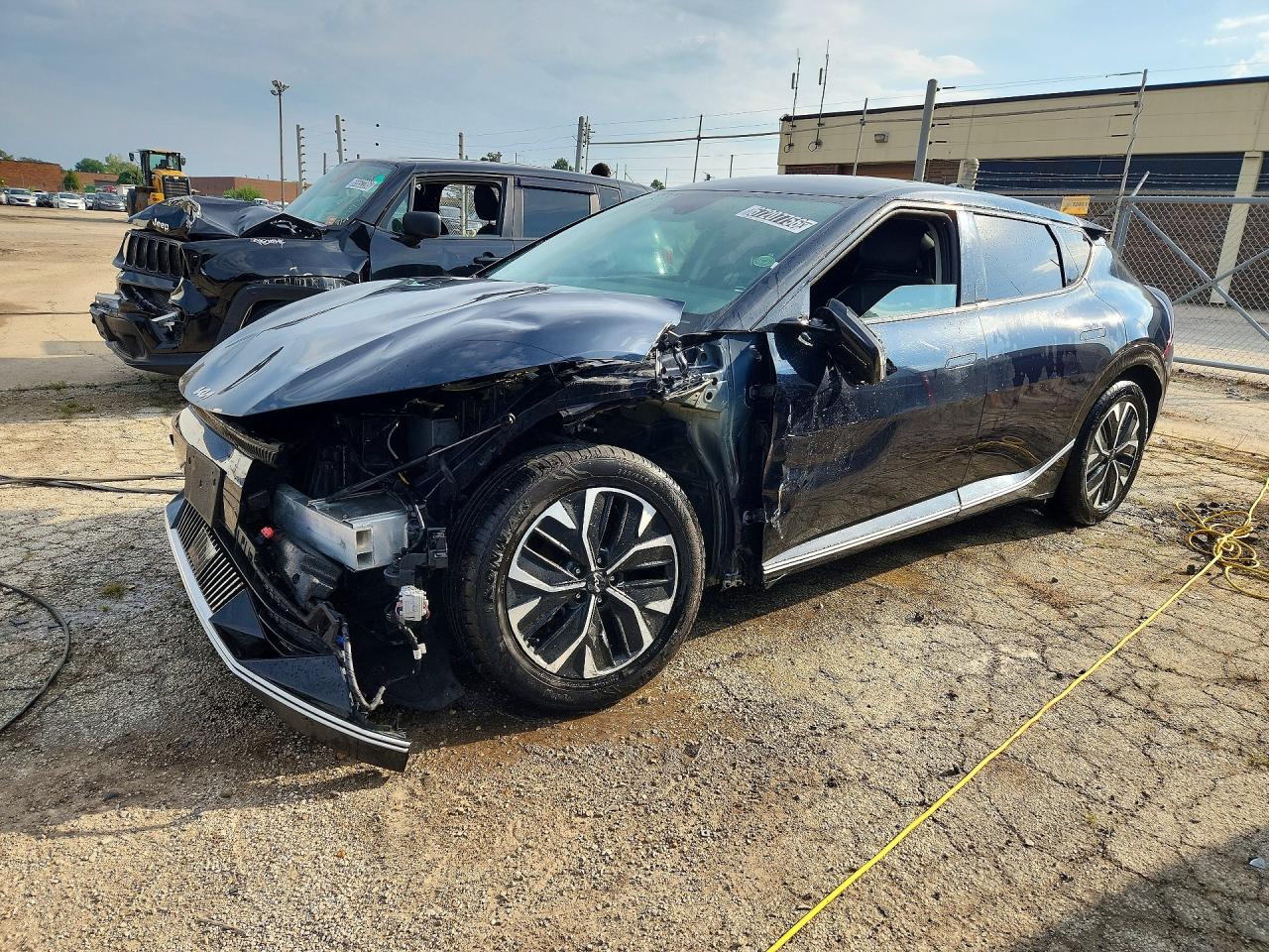 2023 KIA ALL OTHER WIND | KNDC34LA9P5612193 | UPCARS