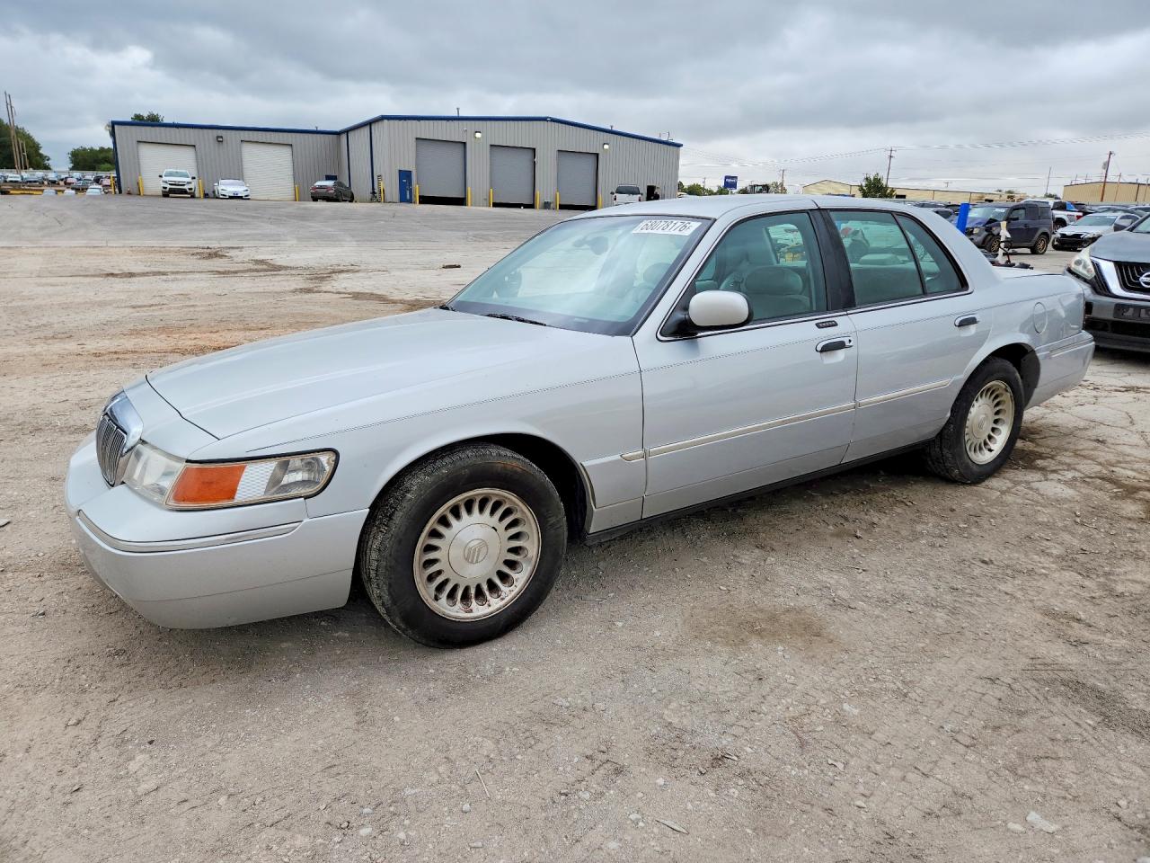 2002 MERCURY GRMARQUIS LS | 2MEFM75W12X610643 | UPCARS