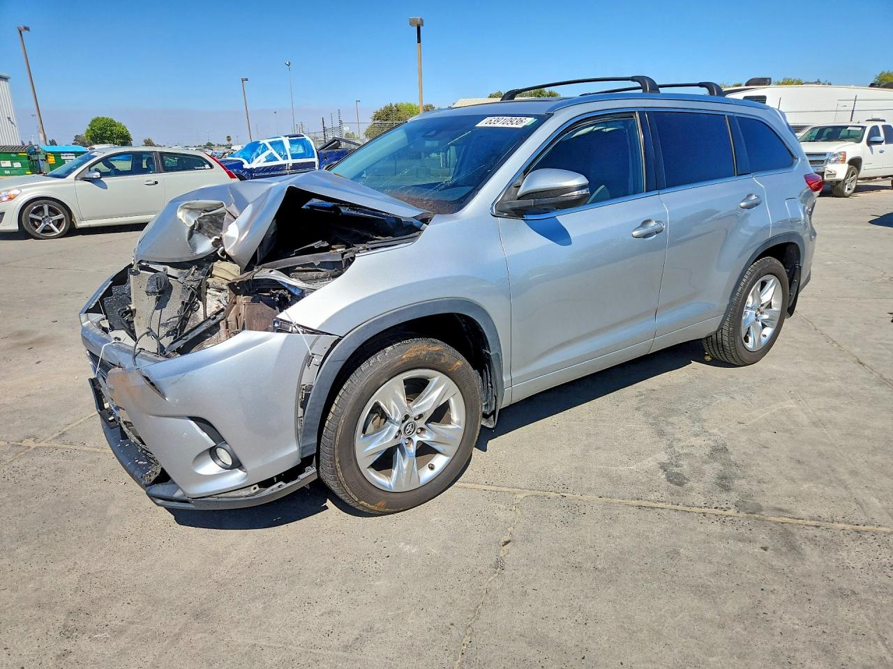 2018 TOYOTA HIGHLANDER LIMITED PLATINUM | 5TDDZRFH3JS828972 | UPCARS