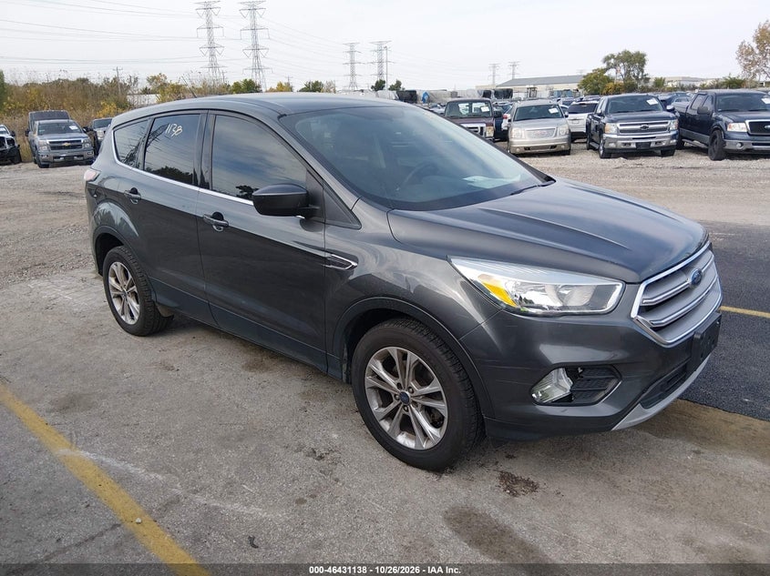2017 FORD ESCAPE SE | 1FMCU0GD8HUB20039 | UPCARS
