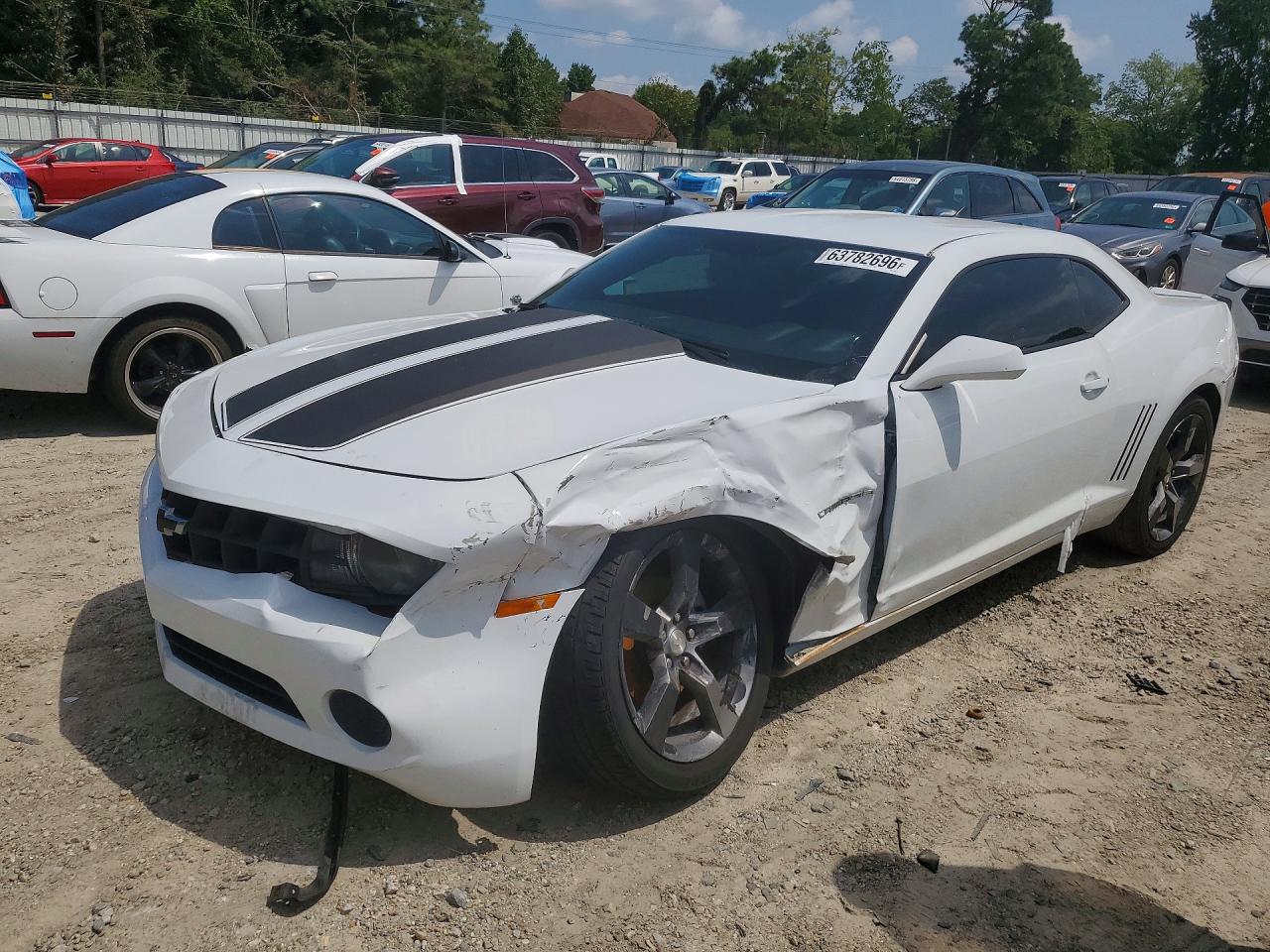 2013 CHEVROLET CAMARO LS | 2G1FA1E33D9136112 | UPCARS