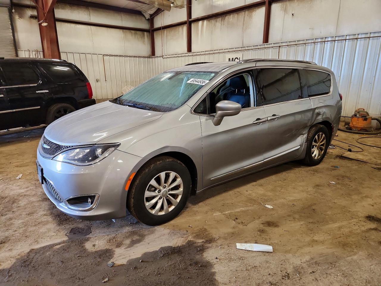 2018 CHRYSLER PACIFICA TOURING L | 2C4RC1BGXJR270181 | UPCARS